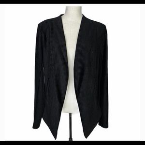 NWT BCBGeneration Open Front Pintuck Blazer - L✨